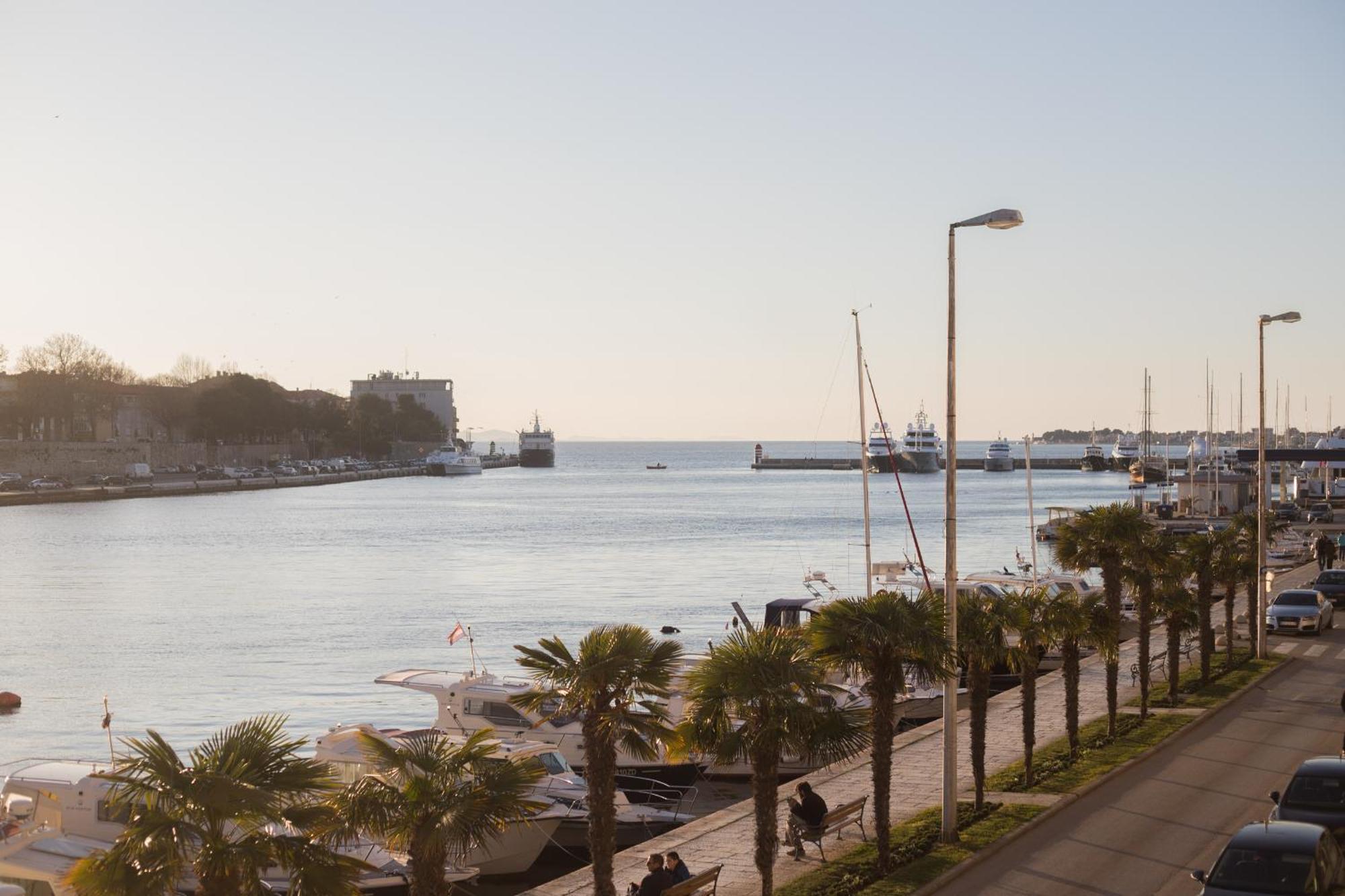 Accommodation Iva Zara Esterno foto