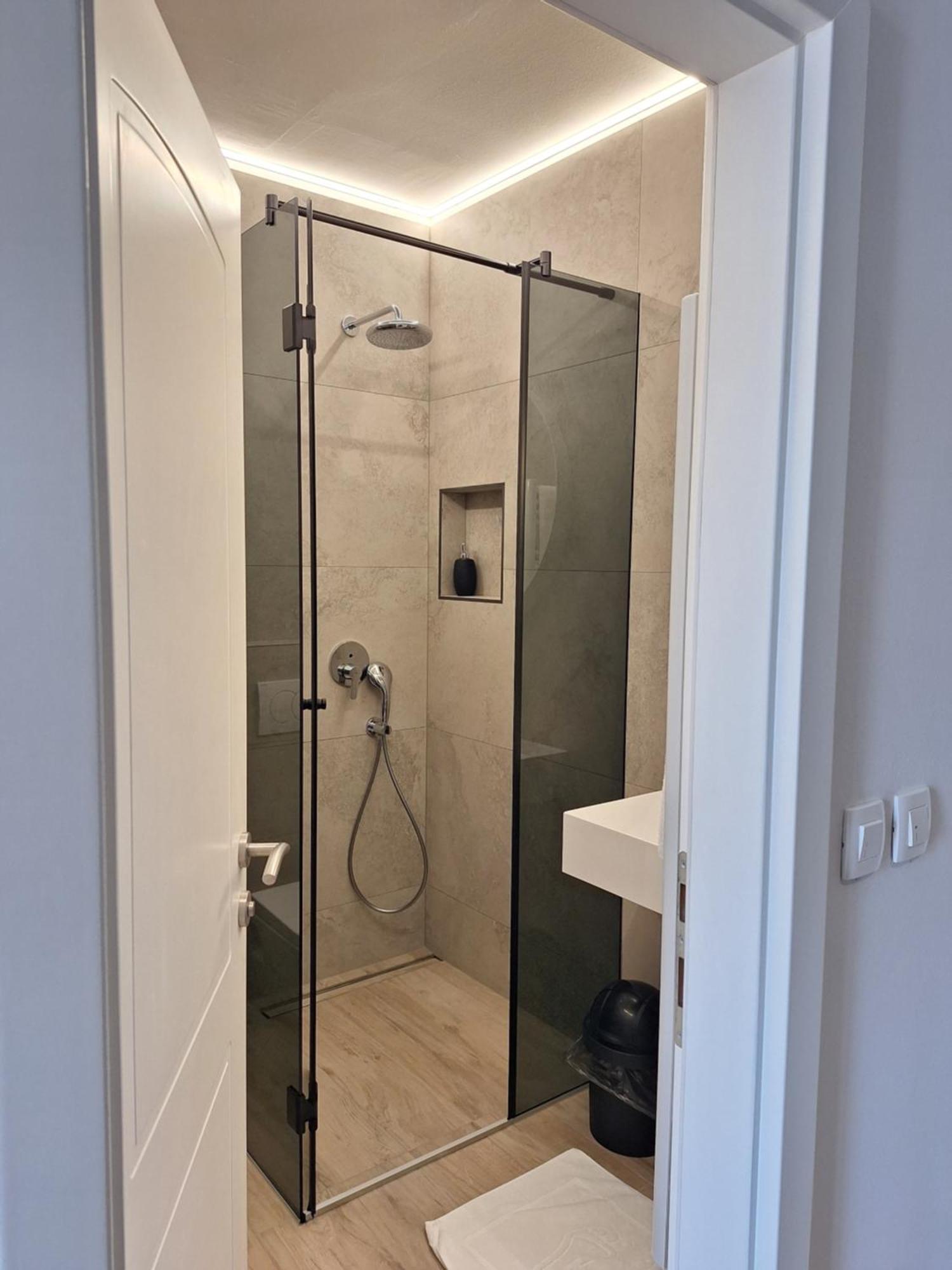 Accommodation Iva Zara Esterno foto