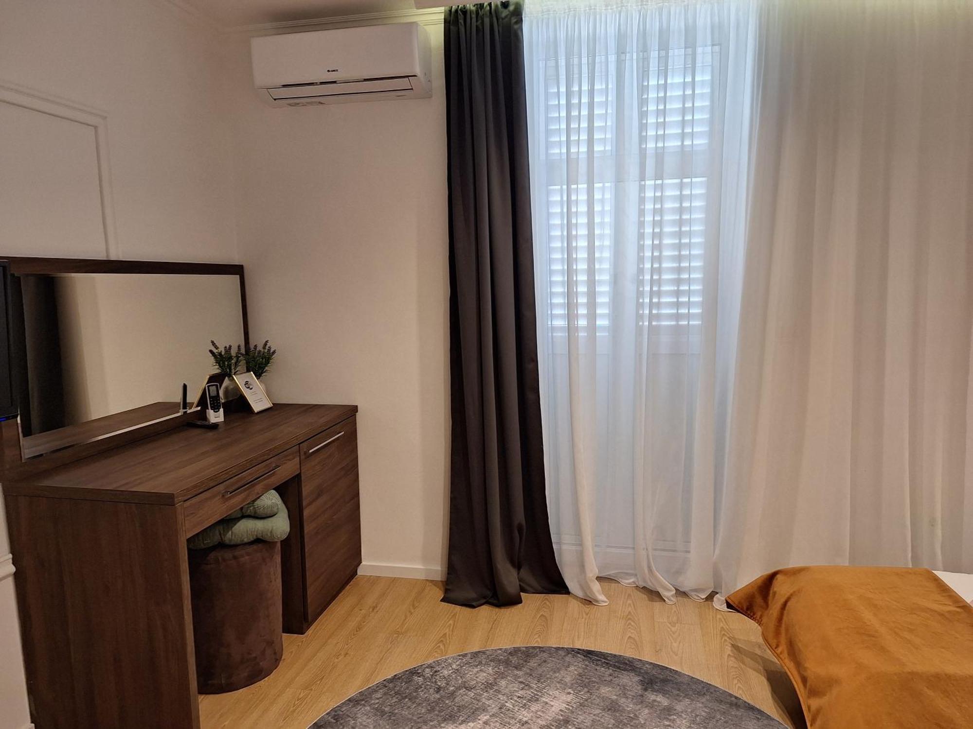 Accommodation Iva Zara Esterno foto